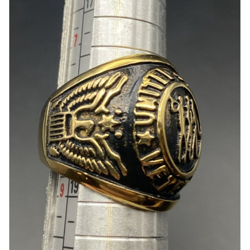 US Veteran Gold Tone Signet Ring Size 8 Military Tribute Unisex All Branches - Picture 9 of 12